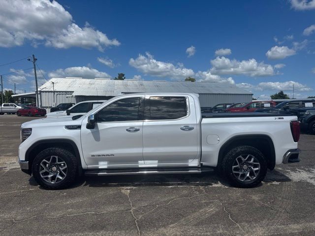 Used 2022 GMC Sierra 1500 SLT AWD/4WD image 7