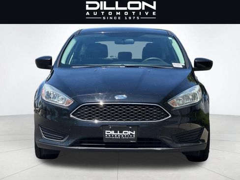 Used 2018 Ford Focus SE FWD image 9