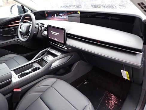 New 2026 Lincoln Nautilus Premier w/ Equipment Group 102A image 34