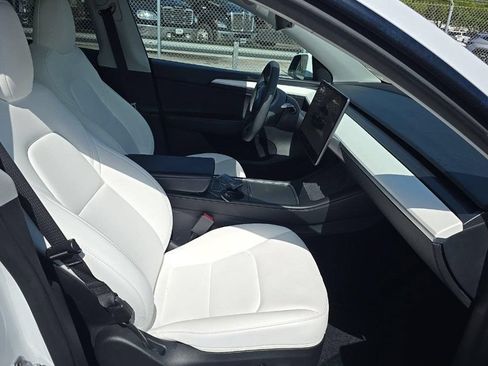 Used 2023 Tesla Model Y Performance AWD/4WD image 6
