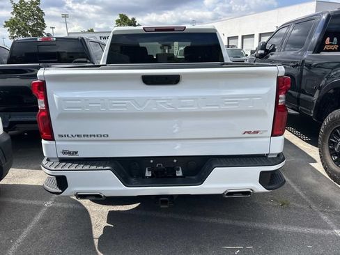 Used 2023 Chevrolet Silverado 1500 RST w/ Z71 Off-Road Package AWD/4WD image 7