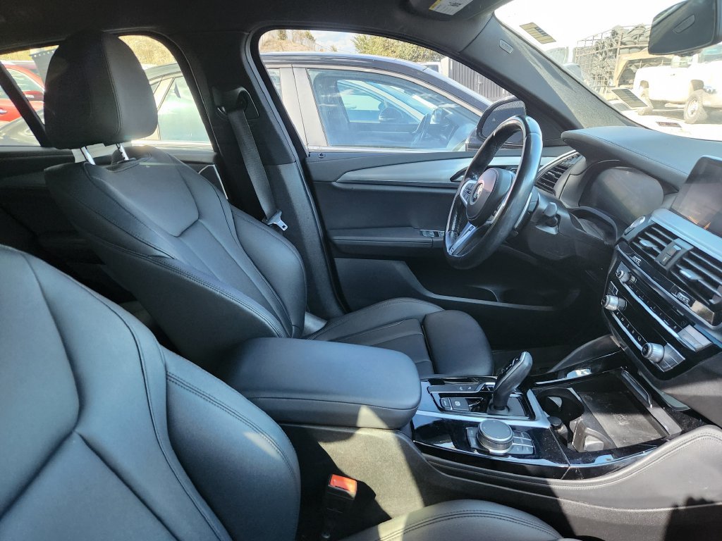 Used 2021 BMW X4 xDrive30i w/ M Sport Package AWD/4WD image 24