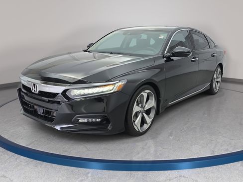 Used 2020 Honda Accord Touring image 1