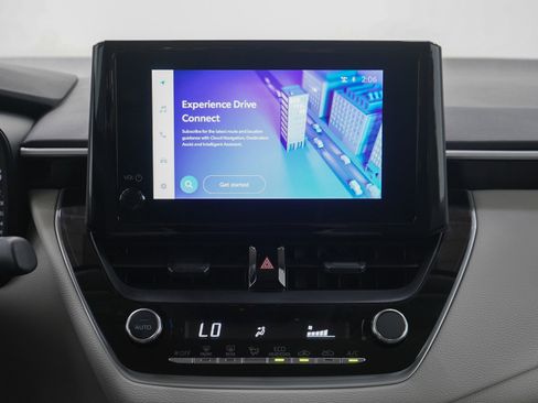 Used 2025 Toyota Corolla LE image 15