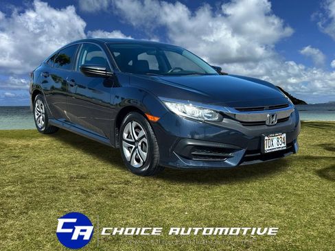Used 2017 Honda Civic LX image 9