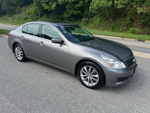 Used 2009 INFINITI G37 x Sedan w/ Premium Pkg AWD/4WD image 11