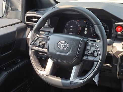 Certified 2026 Toyota 4Runner TRD Off-Road AWD/4WD image 18