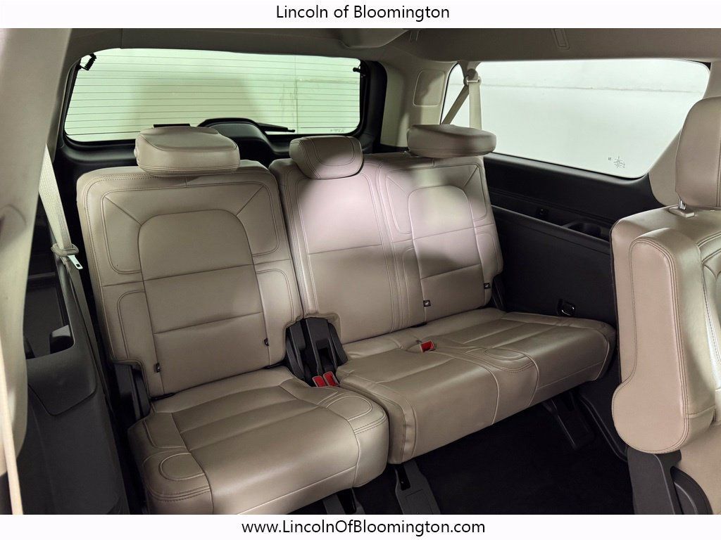 Certified 2022 Lincoln Navigator L Reserve AWD/4WD image 14