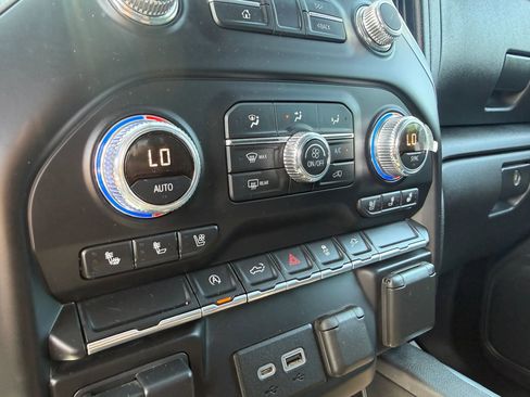 Used 2019 GMC Sierra 1500 SLT w/ SLT Premium Package AWD/4WD image 23