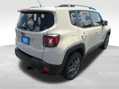 Used 2016 Jeep Renegade 75th Anniversary AWD/4WD image 5