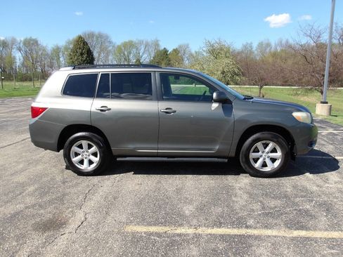 Used 2009 Toyota Highlander 4WD image 2