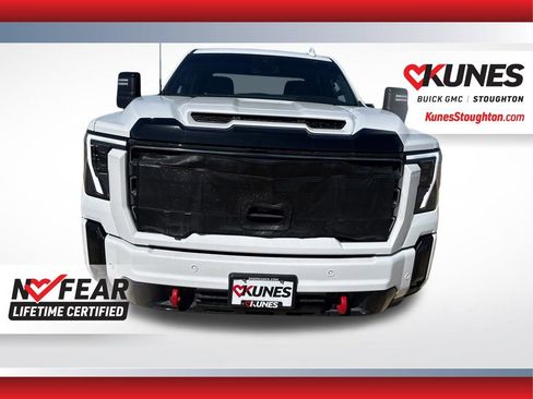 Used 2025 GMC Sierra 2500 AT4 AWD/4WD image 5