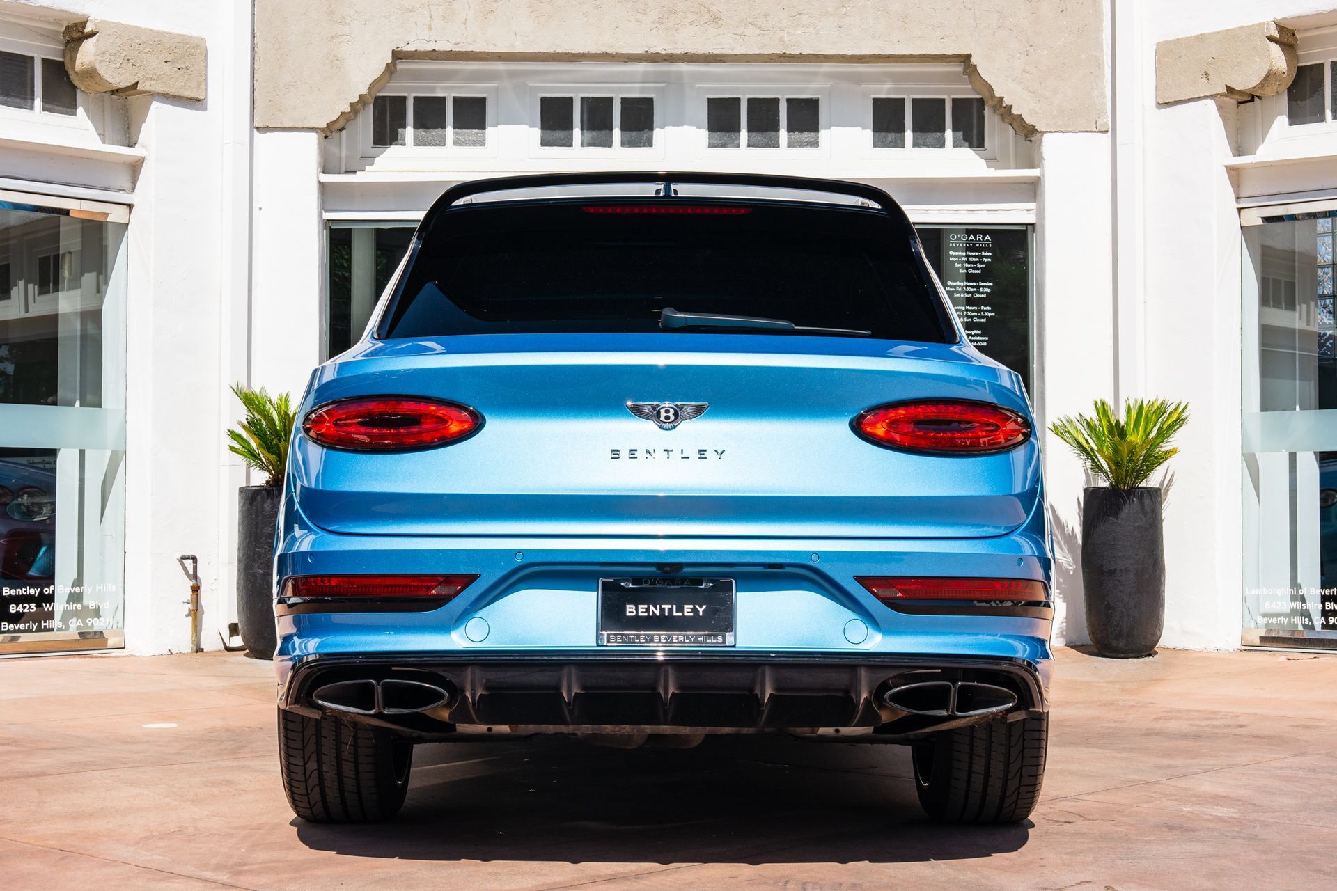 Used 2023 Bentley Bentayga AWD/4WD image 20