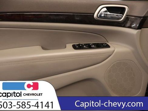 Used 2013 Jeep Grand Cherokee Laredo image 10