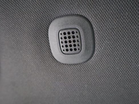 Used 2023 Jeep Grand Cherokee Altitude RWD image 78