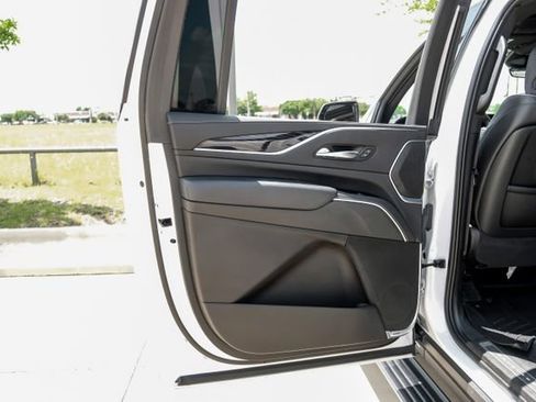 Used 2023 Cadillac Escalade ESV Sport w/ Touring Package AWD/4WD image 59