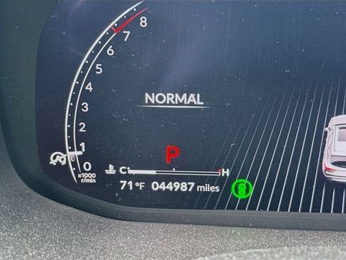 Used 2023 Acura MDX SH-AWD w/ Technology Package image 17