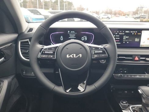 New 2026 Kia Seltos S image 10