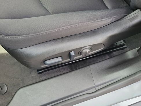 Used 2023 Chevrolet Malibu LT FWD image 20