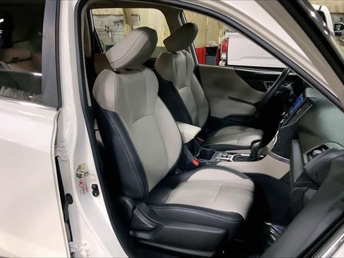 Used 2019 Subaru Forester Limited image 8