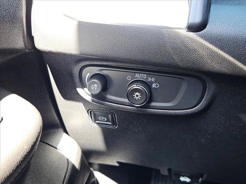 Used 2020 GMC Terrain SL FWD image 16