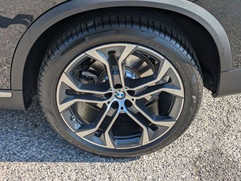 Used 2024 BMW X5 xDrive40i w/ Premium Package AWD/4WD image 26