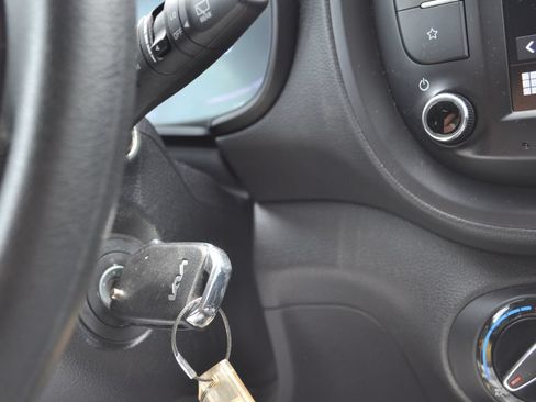 Used 2024 Kia Soul LX w/ Option Group 015 FWD image 10