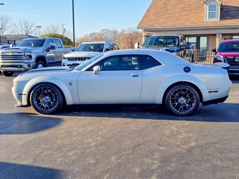 Used 2020 Dodge Challenger SRT Hellcat Redeye image 17