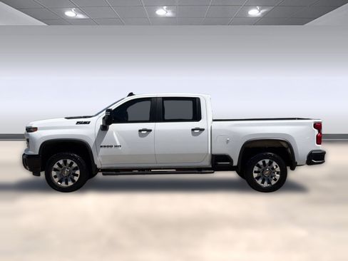 Certified 2024 Chevrolet Silverado 2500 Custom w/ Custom Value Package AWD/4WD image 2