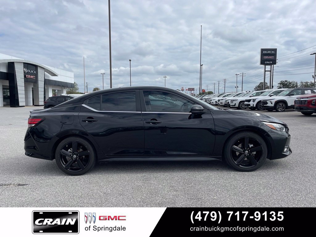 Used 2022 Nissan Sentra SR w/ Midnight Edition FWD image 8