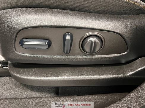 Used 2022 Chevrolet Equinox LT FWD image 26