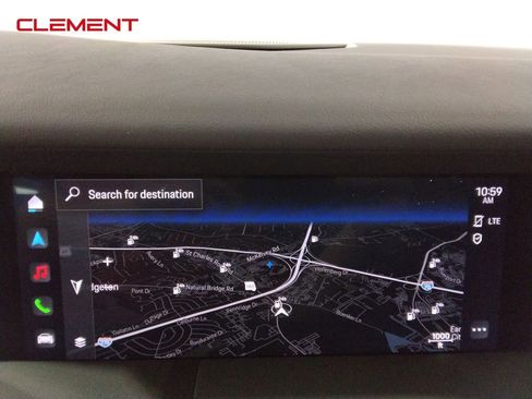 Used 2022 Porsche Taycan image 19