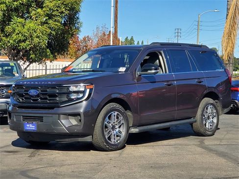 Certified 2025 Ford Expedition Active image 27