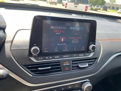 Used 2020 Nissan Altima 2.5 SR w/ Premium Package FWD image 20