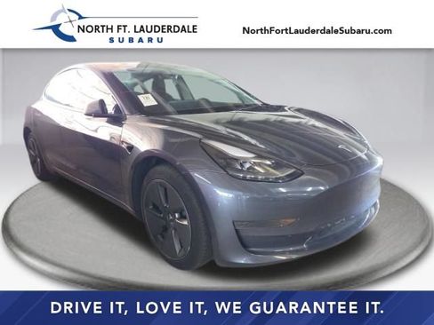 Used 2023 Tesla Model 3 Standard Range RWD image 1