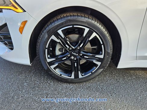 Used 2023 Kia K5 GT-Line w/ GT-Line Premium Package image 9