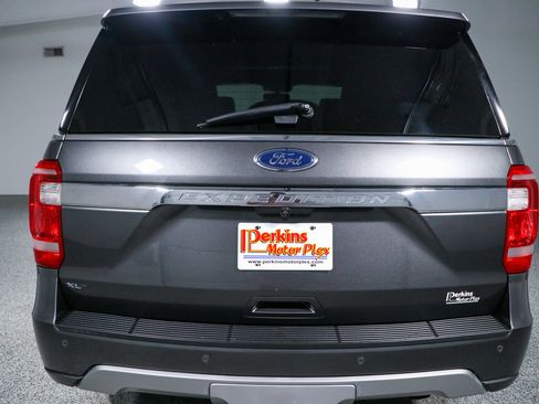 Used 2021 Ford Expedition XLT RWD image 8