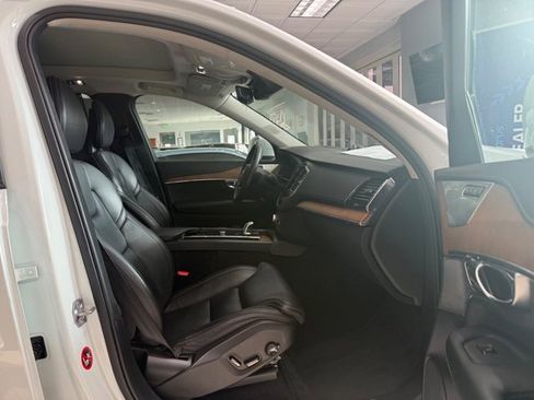 Used 2018 Volvo XC90 T8 Inscription w/ Luxury Package image 6