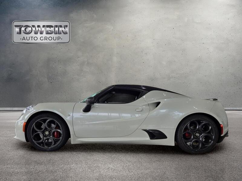 Used 2015 Alfa Romeo 4C Coupe w/ Leather Interior Group RWD image 7