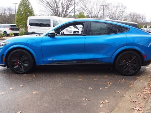 Certified 2025 Ford Mustang Mach-E GT image 4