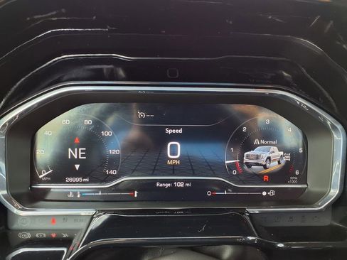 Used 2025 GMC Sierra 1500 Elevation image 35