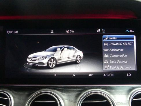 Used 2020 Mercedes-Benz E 350 4MATIC Sedan w/ Premium Package image 45