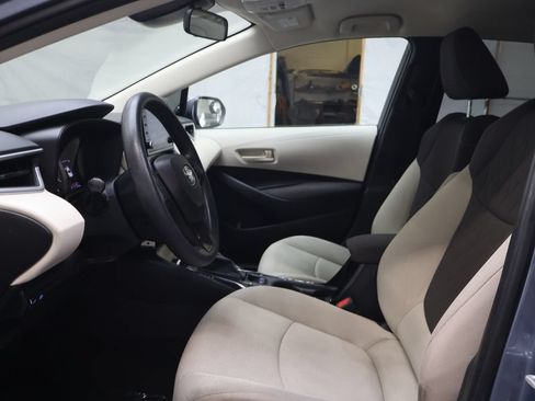 Used 2022 Toyota Corolla LE FWD image 16