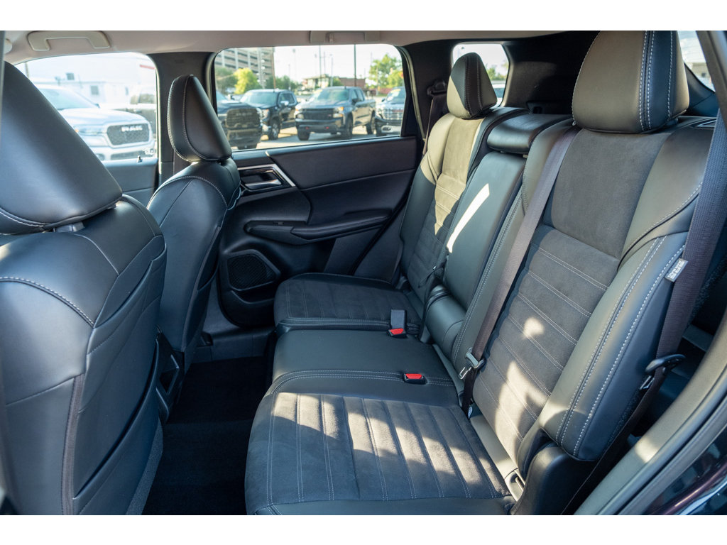Used 2024 Mitsubishi Outlander SE AWD/4WD image 13
