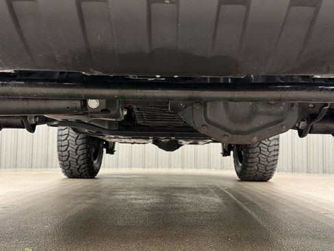 Used 2025 Jeep Wrangler Unlimited Sahara AWD/4WD image 15