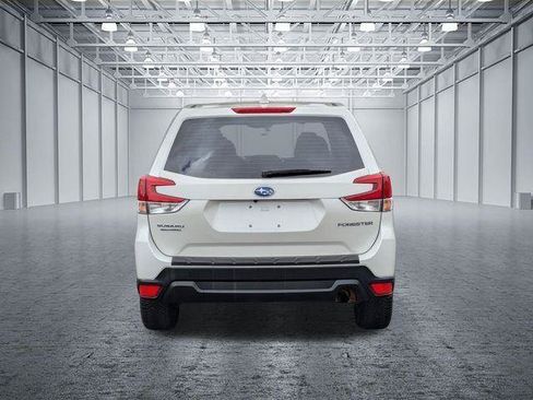 Used 2022 Subaru Forester Limited AWD/4WD image 4