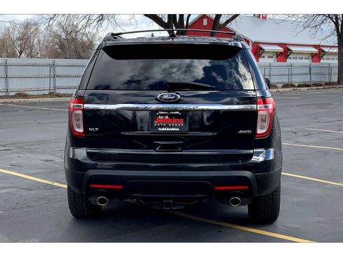 Used 2013 Ford Explorer XLT image 4