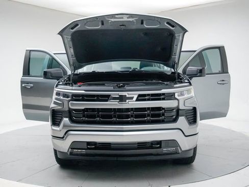 Used 2023 Chevrolet Silverado 1500 RST image 16
