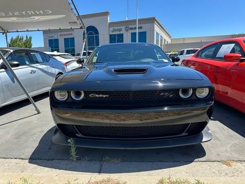 Used 2021 Dodge Challenger R/T Scat Pack RWD image 2