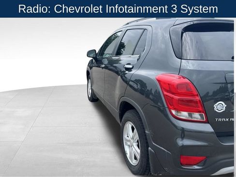 Used 2019 Chevrolet Trax LT w/ LT Convenience Package AWD/4WD image 7